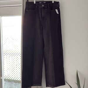 Old Navy extra high rise two toned jeans NWT